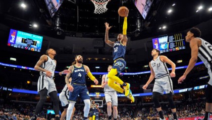 20, 亚特兰大小将绝杀创队史纪录  