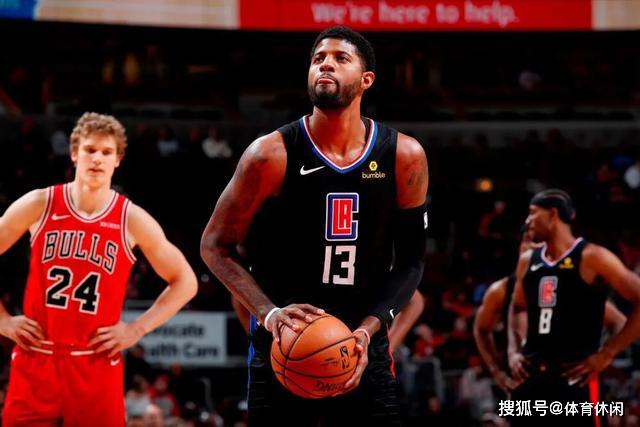  公牛拉文公开指责管理层，更衣室矛盾持续发酵  